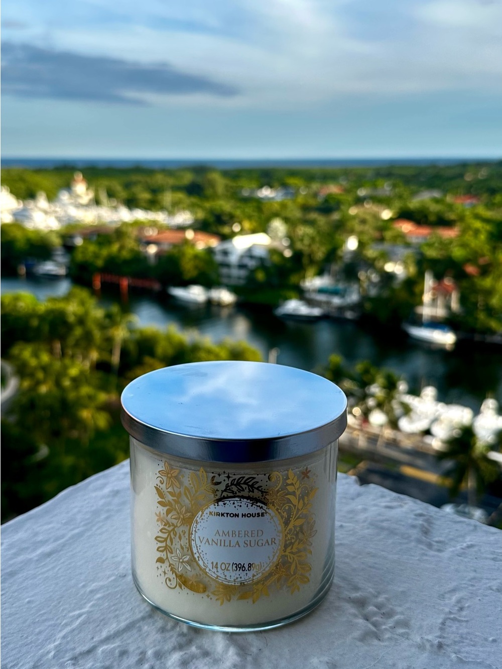 Ambered Vanilla Sugar 3-Wick Candle 14 oz | Giftable | New